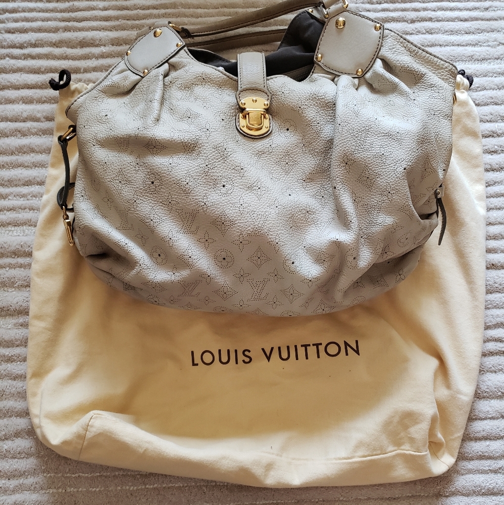 Louis Vuitton Mahina XL bag